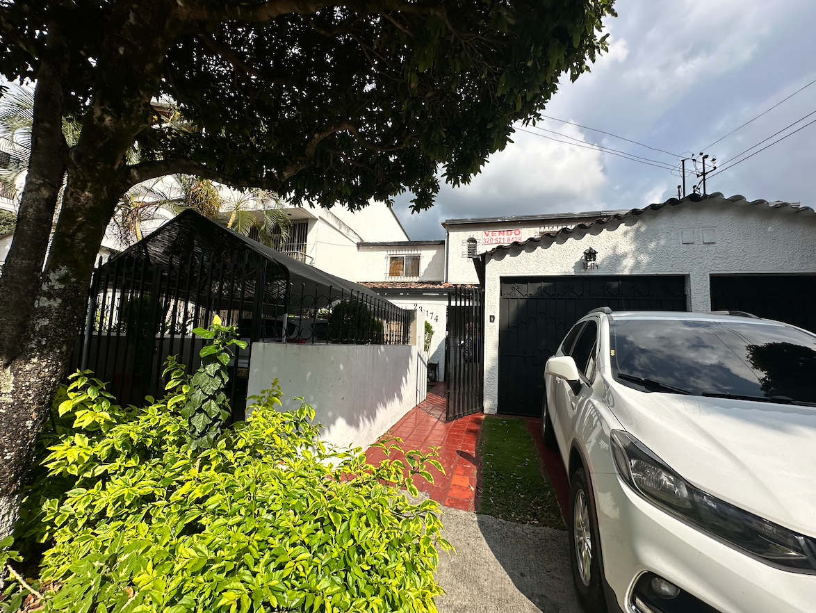 Casa Bucaramanga – Barrio Diamante 2